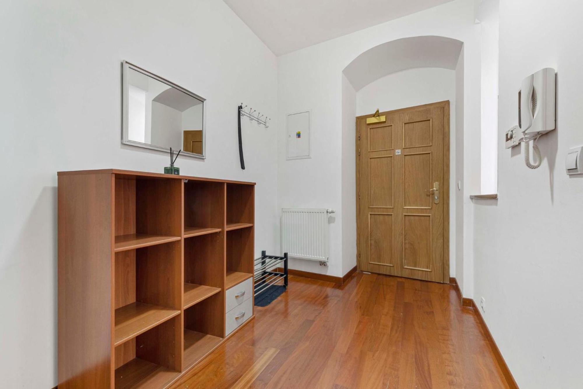 Charming Apartment In The Heart Of Bratislava Exterior foto